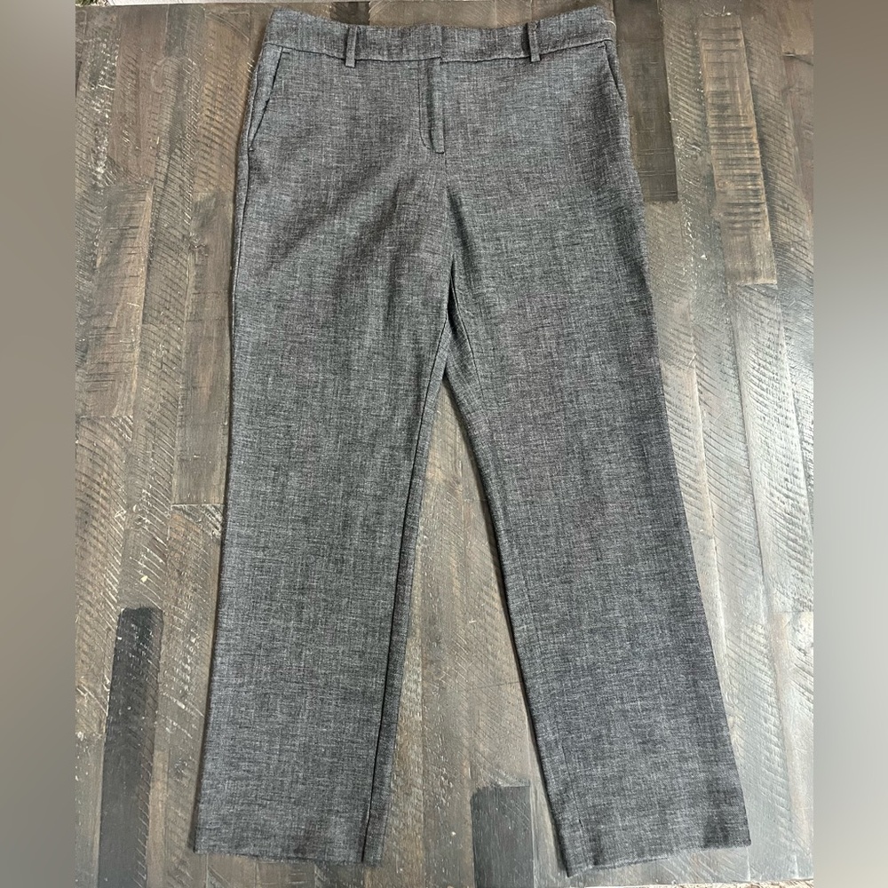 Ann Taylor Factory Women’s Gray Straight Leg Flat Front Ankle Pants Size 6